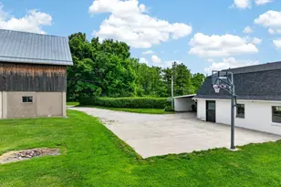 10449 North Dearborn, Sunman, IN 47041 - Photo 18