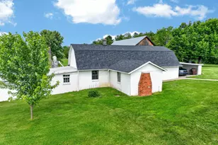 10449 North Dearborn, Sunman, IN 47041 - Photo 16