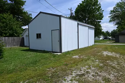 320 N Sycamore Street, Osgood, IN 47037 - Photo 6