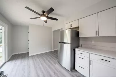 304 Sunset Dr, Aurora, IN 47001 - Photo 16