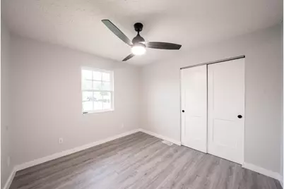 304 Sunset Dr, Aurora, IN 47001 - Photo 22