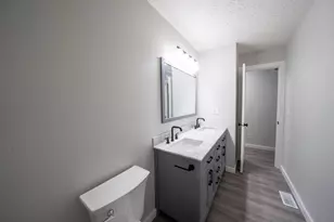 304 Sunset Dr, Aurora, IN 47001 - Photo 30