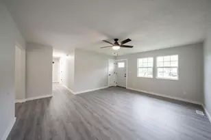 304 Sunset Dr, Aurora, IN 47001 - Photo 20