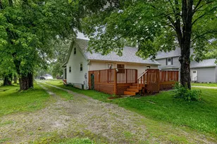 13186 Sunset Dr, Dillsboro, IN 47018 - Photo 4