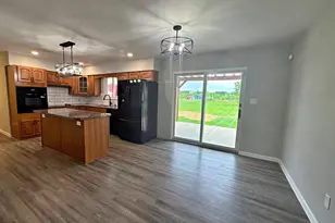 7880 E County Rd 1100 N, Sunman, IN 47041 - Photo 10
