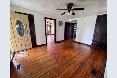 2538 E State Road 44, Connersville, IN 47331 - Photo 4