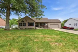 108 Farrar Dr, Aurora, IN 47001 - Photo 2