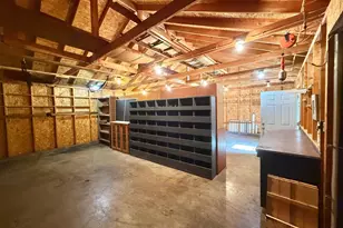 240 E Austin St, Versailles, IN 47042 - Photo 18