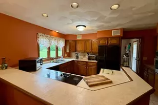 14 Beechwood Ct, Batesville, IN 47006 - Photo 6