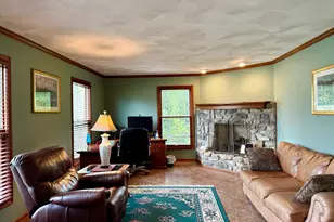 14 Beechwood Ct, Batesville, IN 47006 - Photo 2