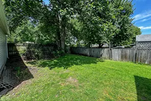 417 S Park Ave, Batesville, IN 47006 - Photo 8