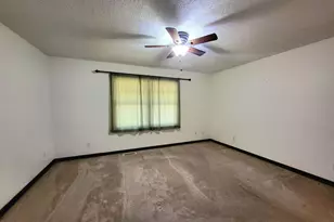 1488 Brookridge Cir Dr, Lawrenceburg, IN 47025 - Photo 6