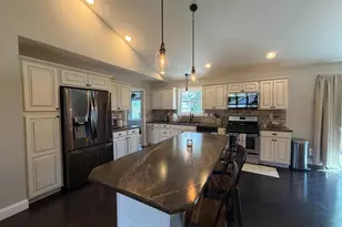 102 Shale Ct, Batesville, IN 47006 - Photo 4