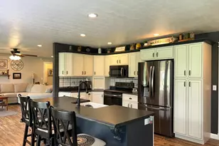 1006 Doesprings Dr, Sunman, IN 47041 - Photo 2