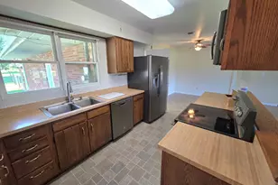 26098 State Road 46, Batesville, IN 47006 - Photo 6