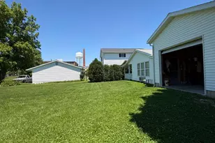 221 S Eastern Ave, Batesville, IN 47006 - Photo 22
