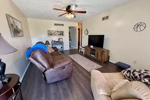 101 Hardwood Ridge Rd, Lawrenceburg, IN 47025 - Photo 6