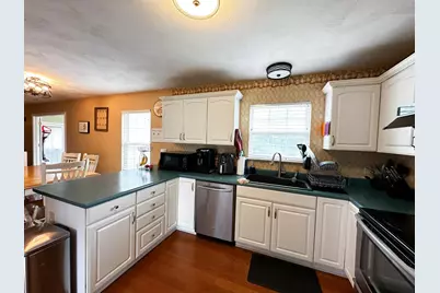 323 Woodfield Drive, Batesville, IN 47006 - Photo 6