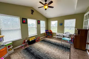 323 Woodfield Dr, Batesville, IN 47006 - Photo 10
