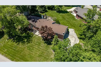 1754 Cove Circle E, Lawrenceburg, IN 47025 - Photo 34