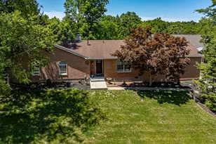 1754 Cove Circle E, Lawrenceburg, IN 47025 - Photo 32
