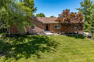 1754 Cove Circle E, Lawrenceburg, IN 47025 - Photo 30