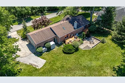1754 Cove Circle E, Lawrenceburg, IN 47025 - Photo 8