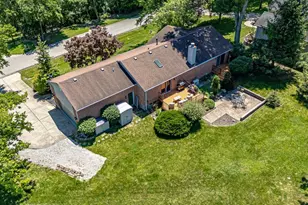 1754 Cove Circle E, Lawrenceburg, IN 47025 - Photo 8