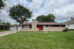 324 Hillcrest Ave, Batesville, IN 47006 - Photo 1