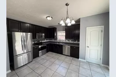 9539 Woodsong Way, Indianapolis, IN 46229 - Photo 4