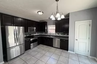 9539 Woodsong Way, Indianapolis, IN 46229 - Photo 4