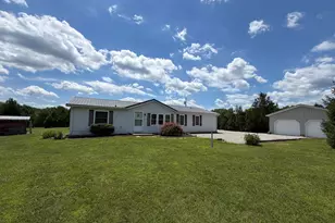 9626 S Werner Rd, Cross Plains, IN 47017 - Photo 2