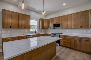 18521 Plano Trail Ln, Aurora, IN 47001 - Photo 10