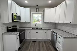 19021 N Hogan Rd, Aurora, IN 47001 - Photo 24