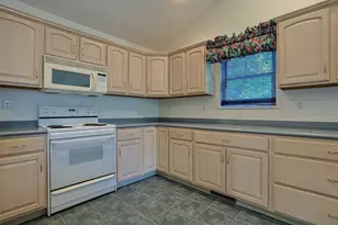 20821 Alpine Dr, Lawrenceburg, IN 47025 - Photo 16