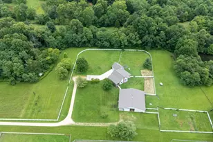 12567 White Plains Rd, Milan, IN 47031 - Photo 2