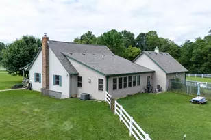 12567 White Plains Rd, Milan, IN 47031 - Photo 6
