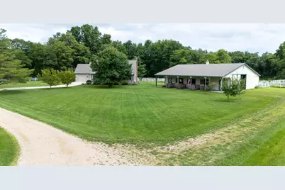 12567 White Plains Rd, Milan, IN 47031 - Photo 14