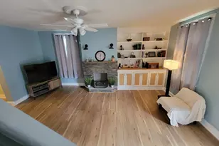 609 Walnut St, Madison, IN 47250 - Photo 6