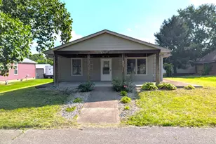511 Jefferson St, Vevay, IN 47043 - Photo 1