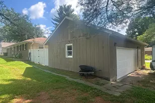 2246 Flint Rd, Madison, IN 47250 - Photo 2