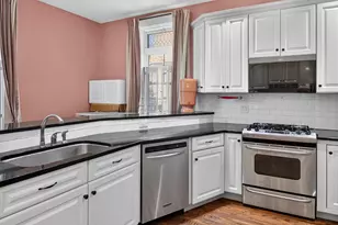 712 E Main St, Madison, IN 47250 - Photo 16