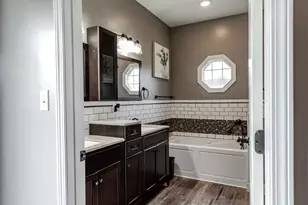 2357 Sunset Ct, Madison, IN 47250 - Photo 18