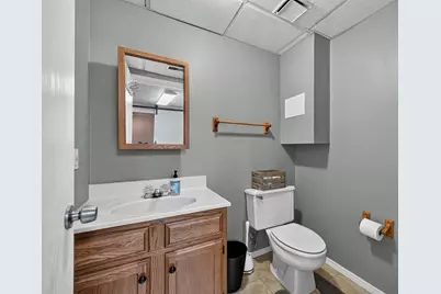 18552 Whispering Woods Drive, Lawrenceburg, IN 47025 - Photo 26