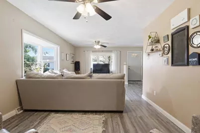 202 W 22nd Street, Connersville, IN 47331 - Photo 10