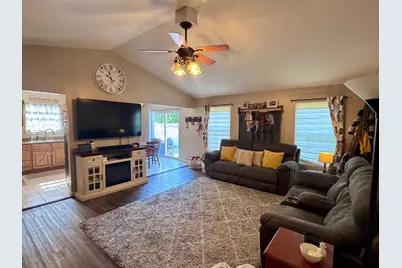 705 W 15th Street, Greensburg, IN 47240 - Photo 6