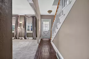 423 Ludlow St, Lawrenceburg, IN 47025 - Photo 6