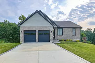 20904 Augusta Dr, Lawrenceburg, IN 47025 - Photo 2