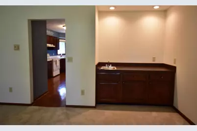135 Winding Way, Batesville, IN 47006 - Photo 14
