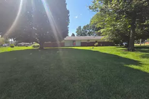 829 Ridge Ave, Rising Sun, IN 47040 - Photo 6